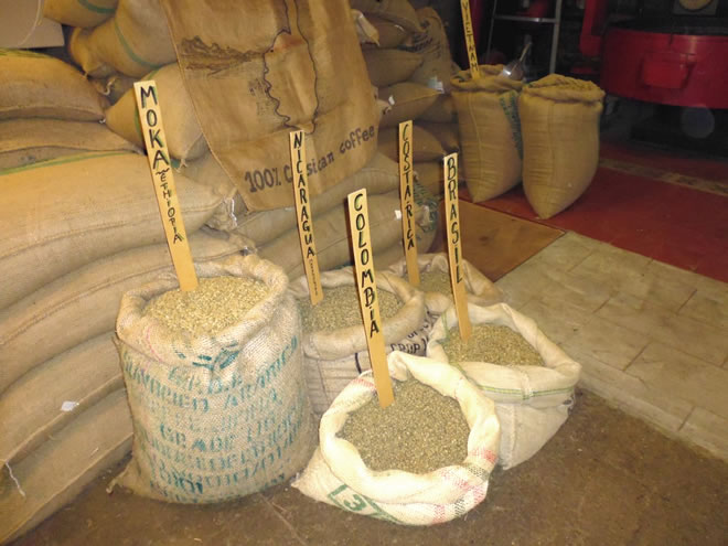 6 verschiedene Aromen von Kaffee im Le bon Cafe